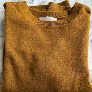 The Cashmere Sweater Tee (mustard)